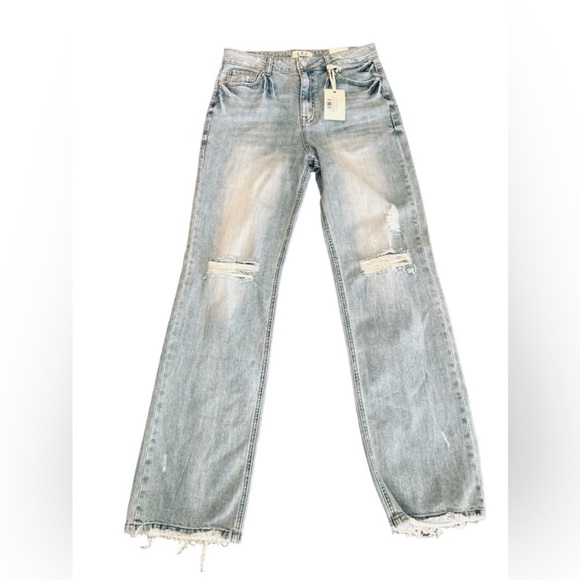 LTJ women’s  Light Wash Distressed StraightLeg Jeans Blue Size 29  5-Pocket - Picture 1 of 12